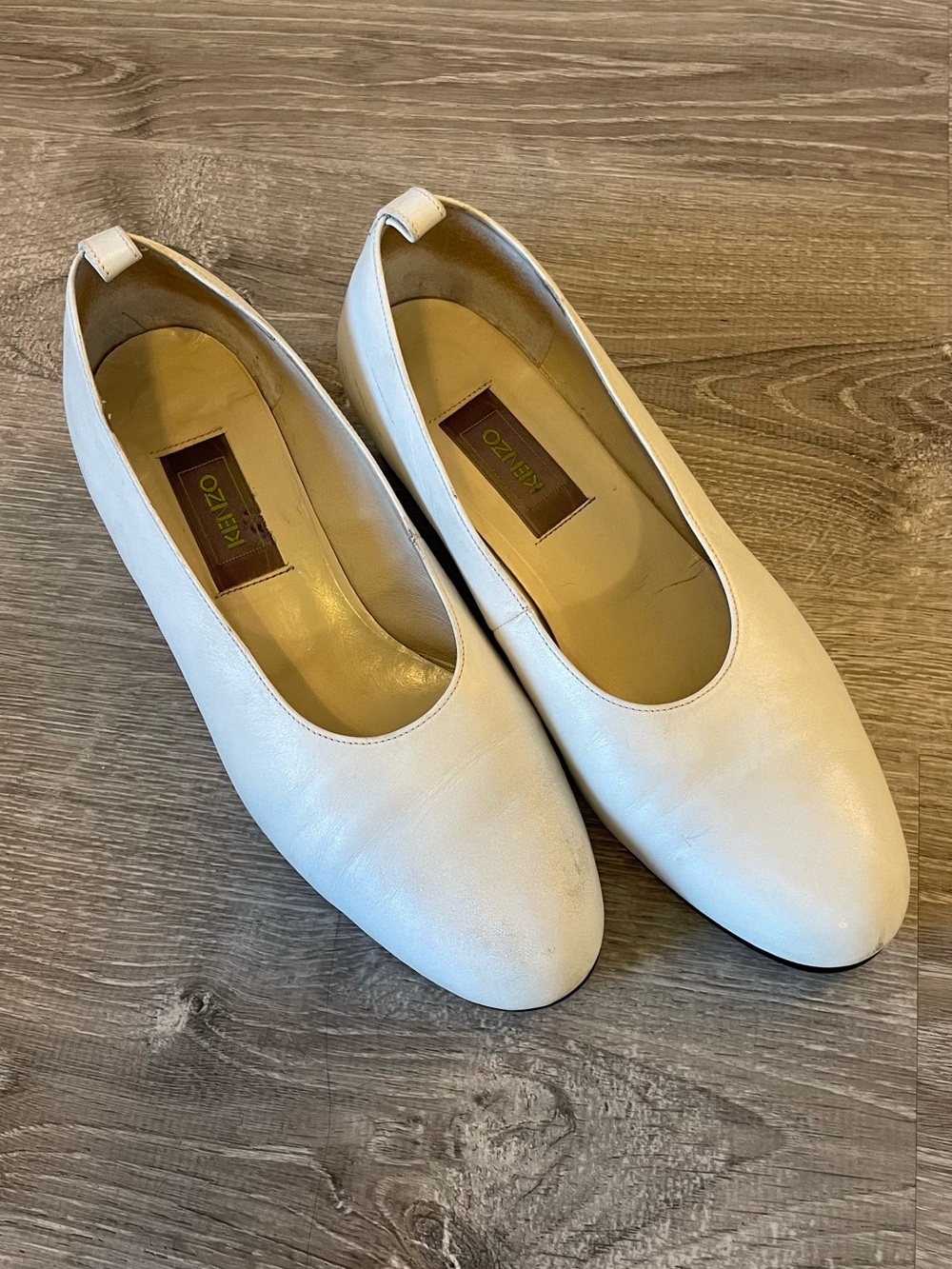 Kenzo Off-White Leather Rounded Toe Heels